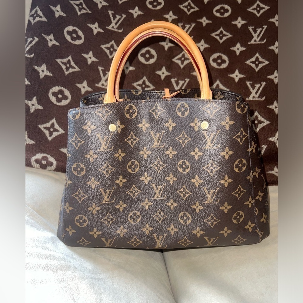 LV Montaigne 2 way from 2016 Collection, excellent condition! - Picture 4 of 12
